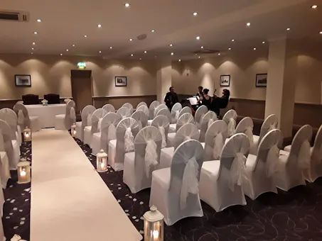 Best Western Cresta Court Hotel